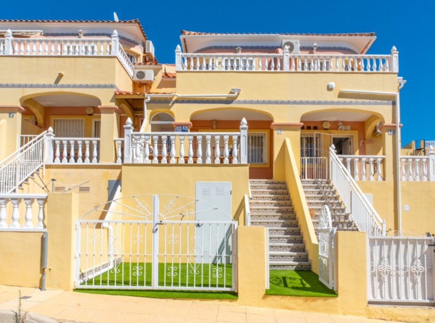 Resale - Town House -
Orihuela Costa - Costa Blanca