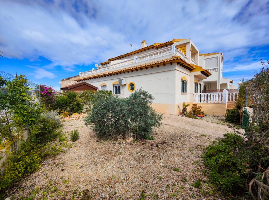 Resale - Town House -
Orihuela Costa - Costa Blanca