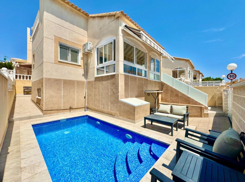 Resale - Town House -
Orihuela Costa - La Florida