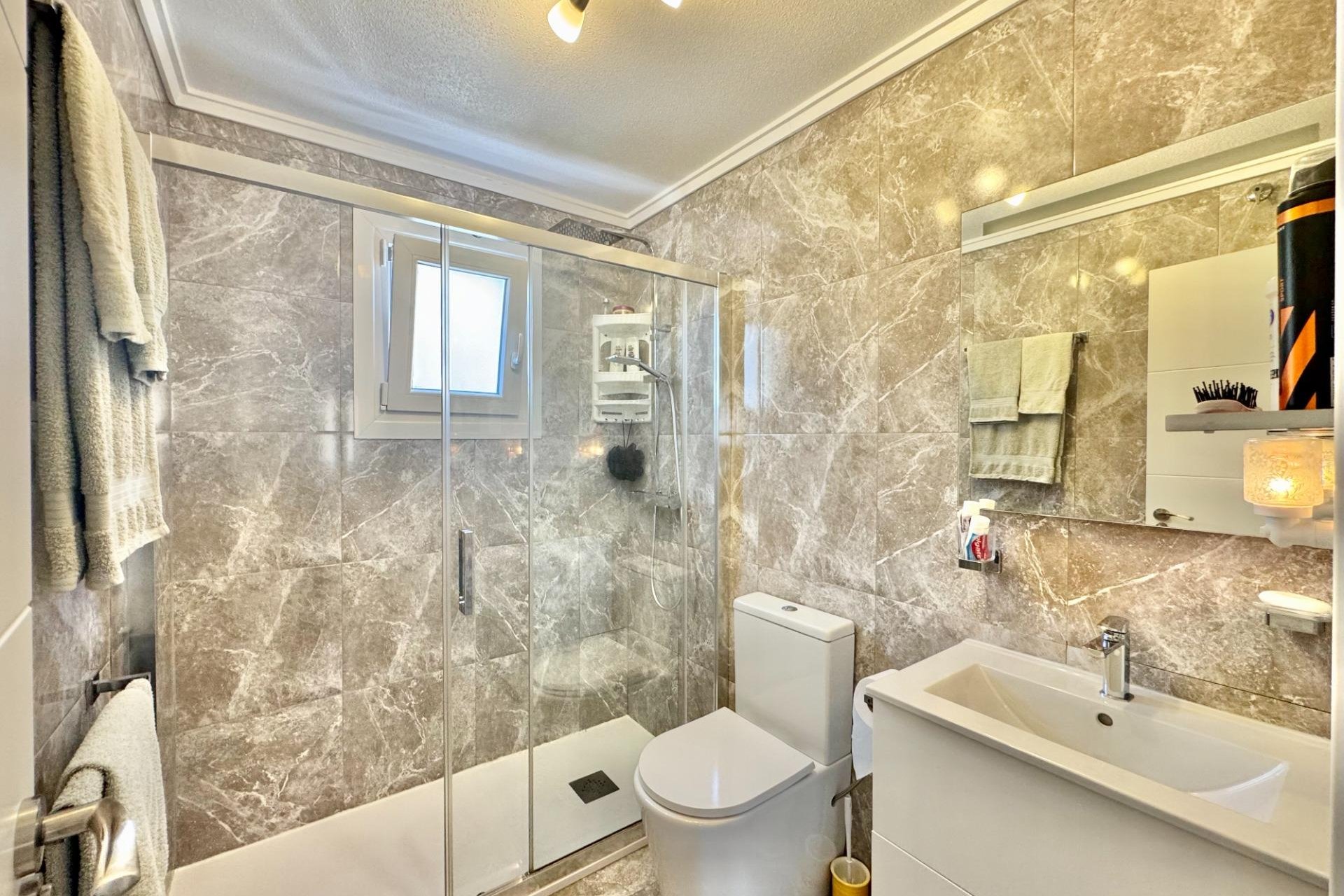 Resale - Town House -
Orihuela Costa - La Florida