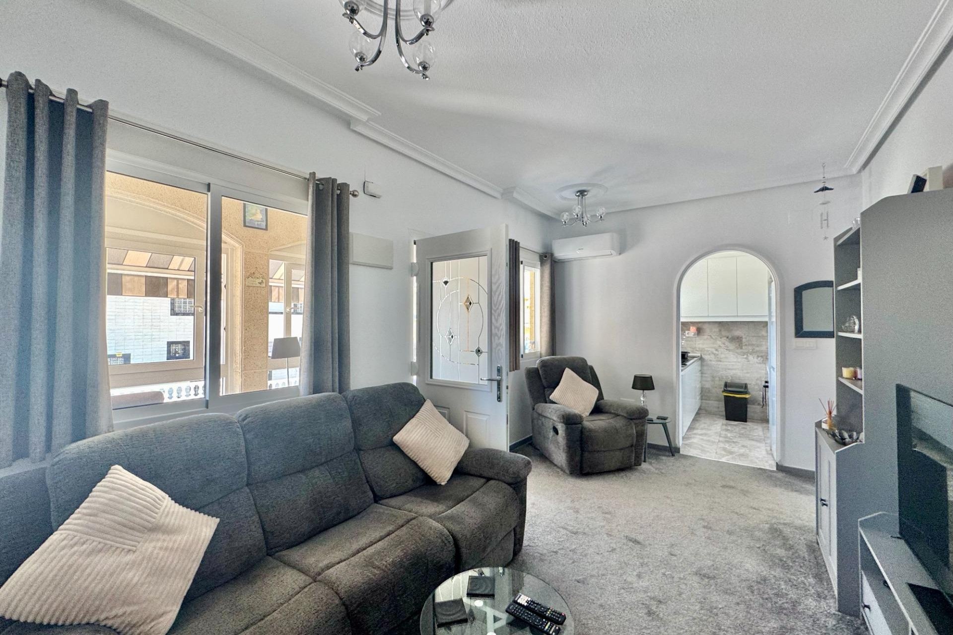 Resale - Town House -
Orihuela Costa - La Florida