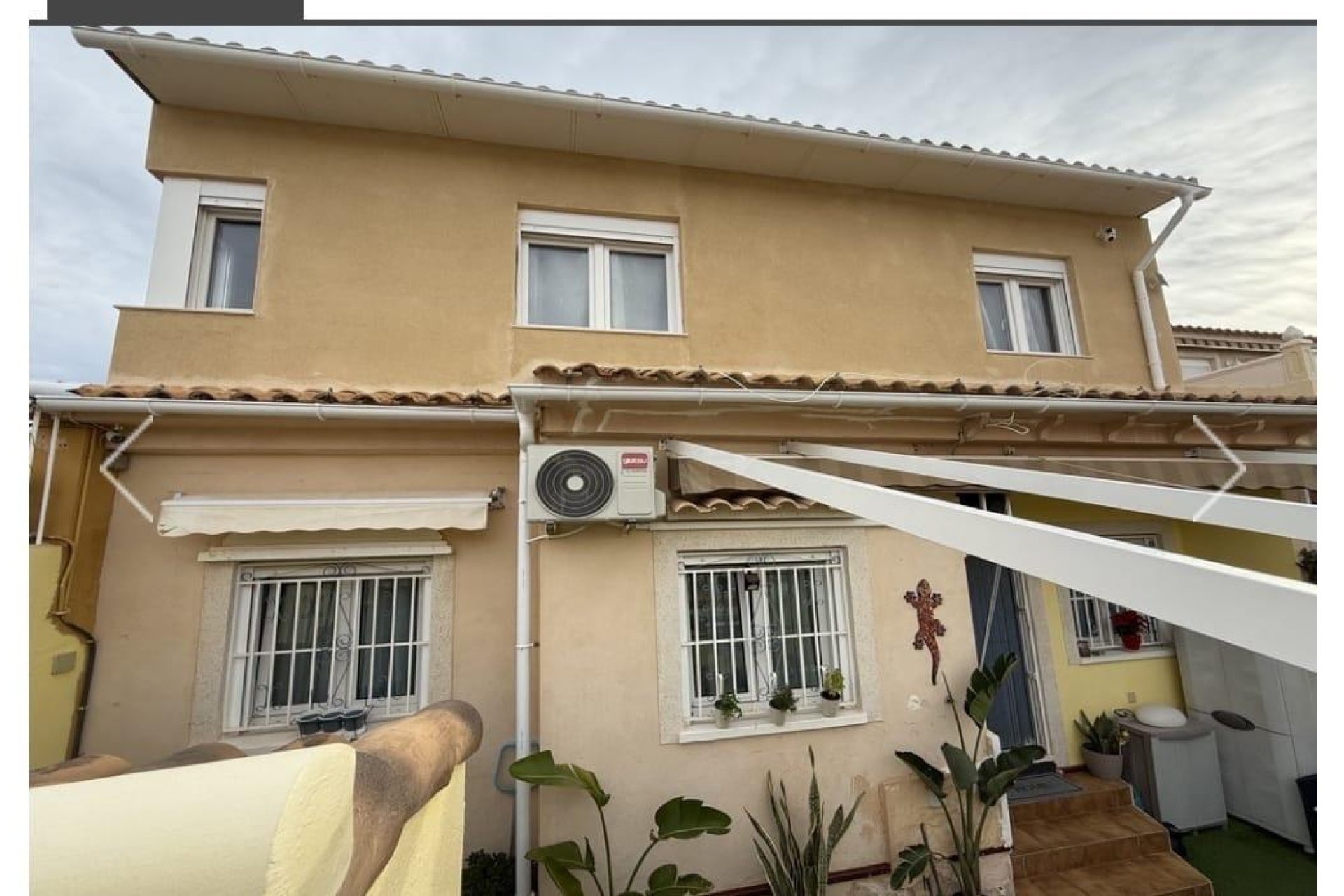 Resale - Town House -
Orihuela Costa - La Florida