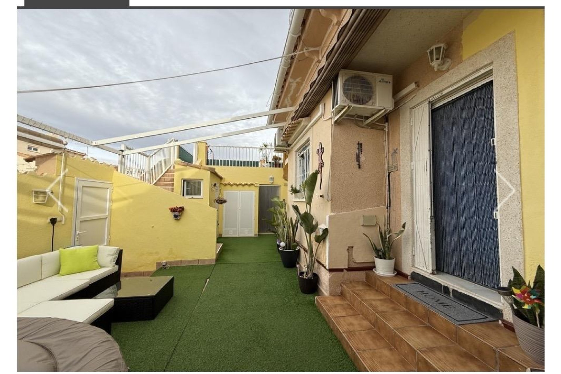 Resale - Town House -
Orihuela Costa - La Florida
