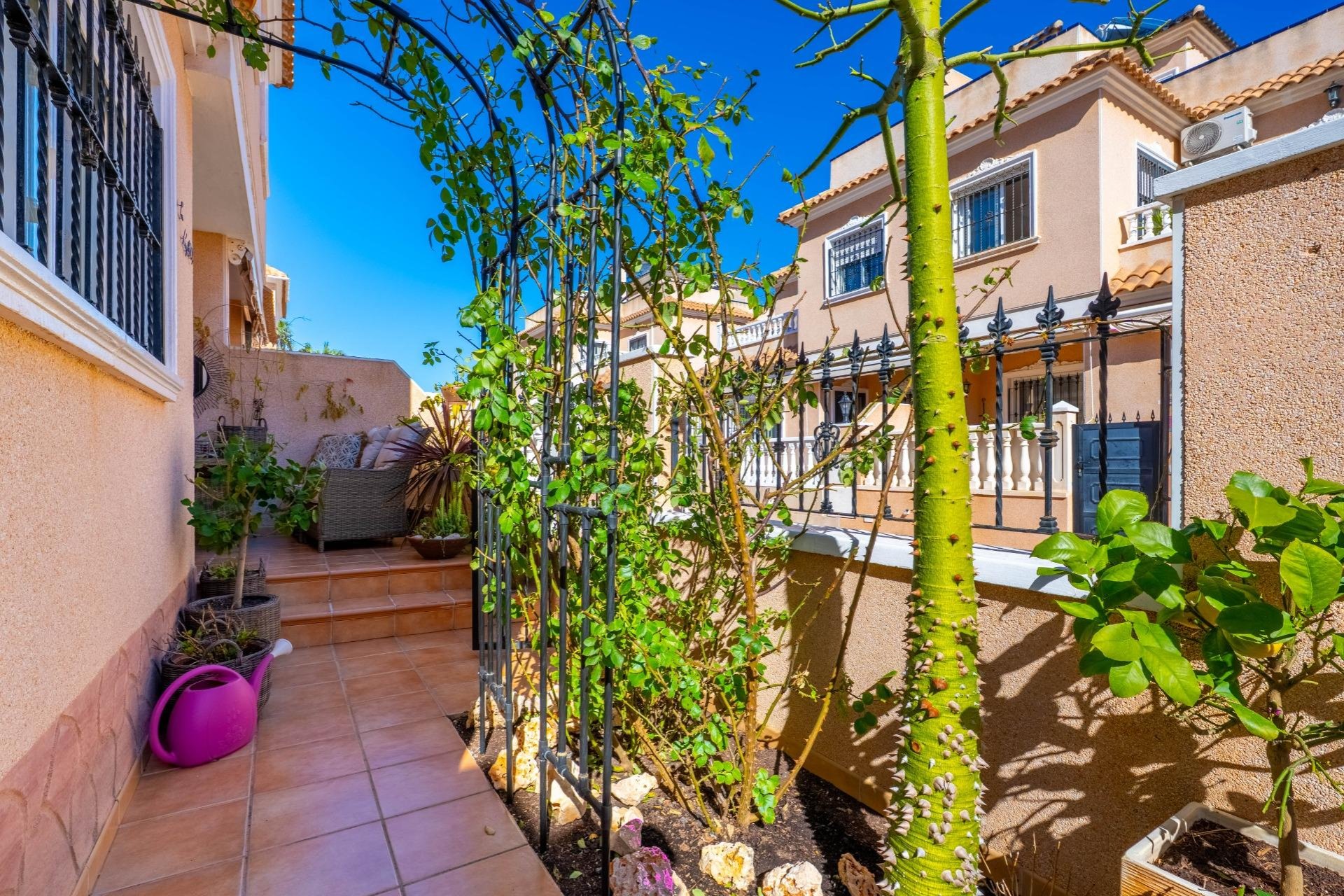 Resale - Town House -
Orihuela Costa - La Regia