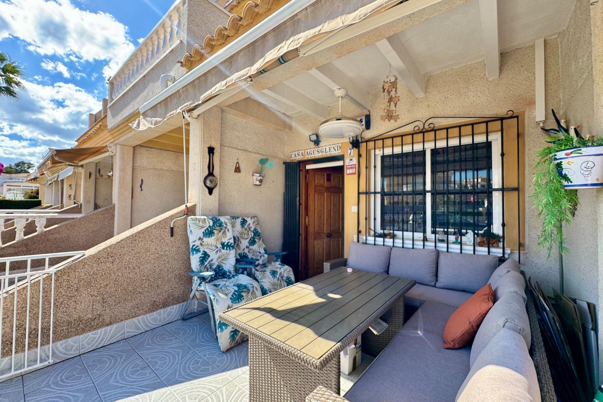 Resale - Town House -
Orihuela Costa - Las Filipinas