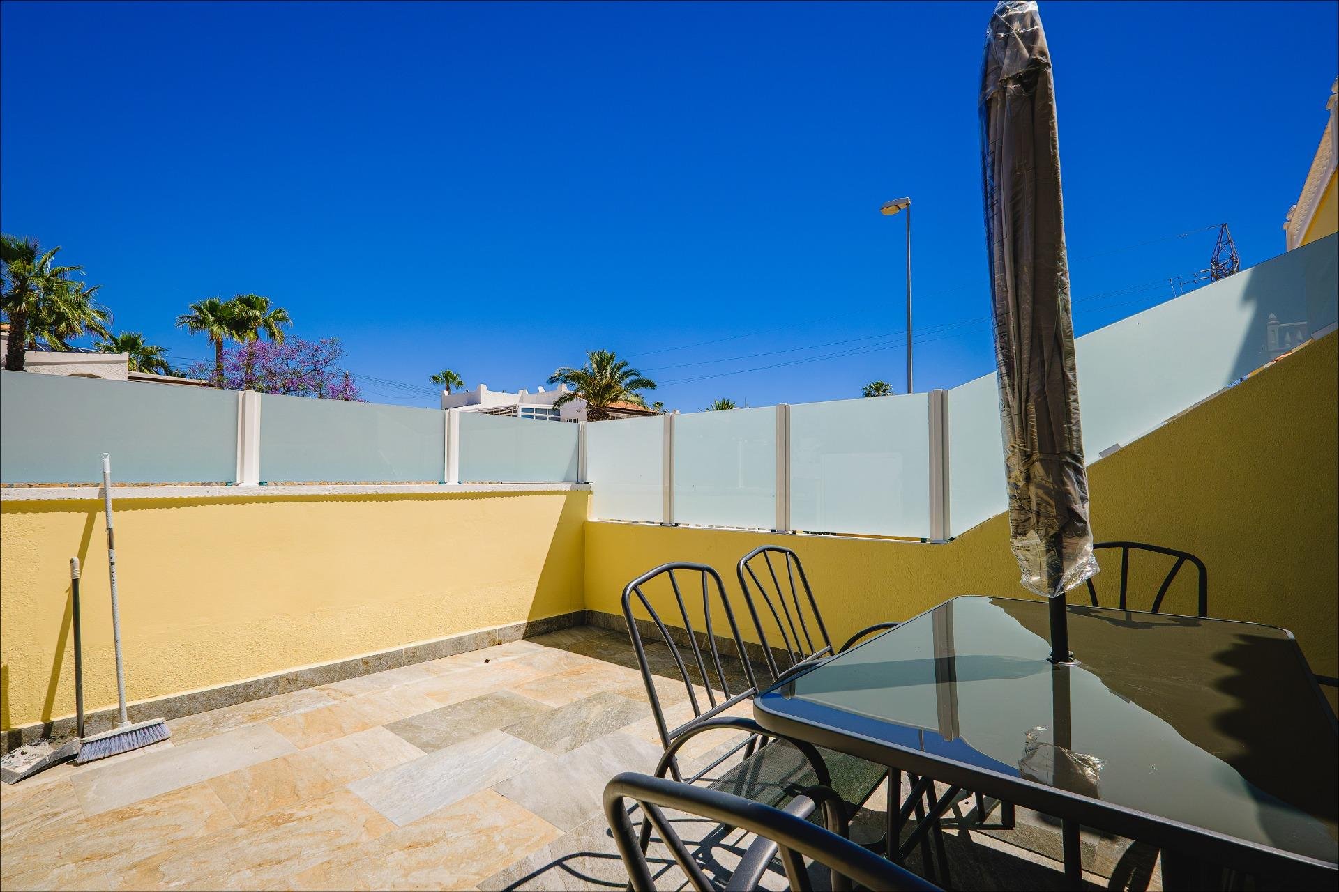 Resale - Town House -
Orihuela Costa - Las Filipinas