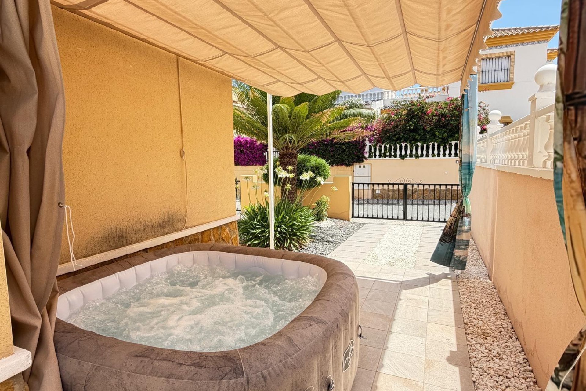 Resale - Town House -
Orihuela Costa - Los Dolses