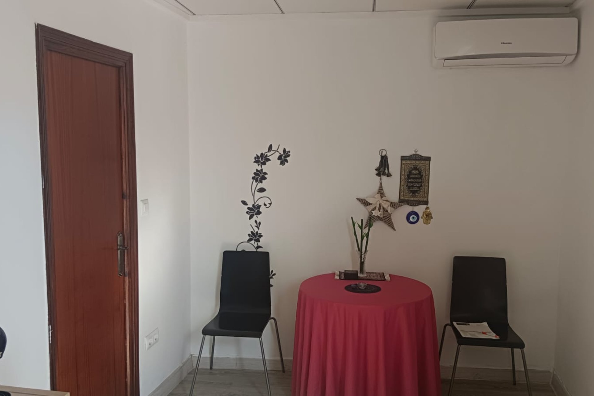 Resale - Town House -
Salinas - Inland
