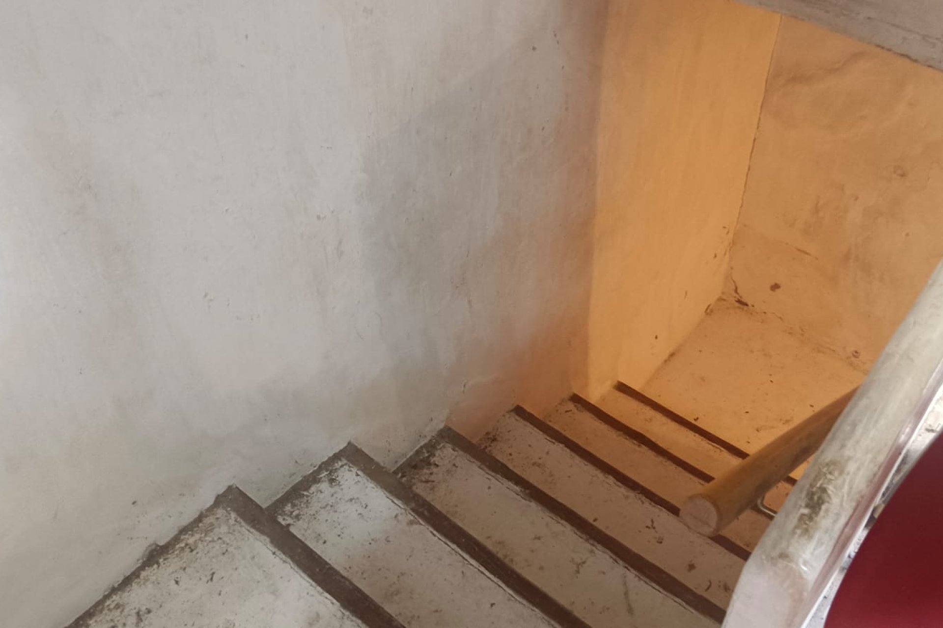 Resale - Town House -
Salinas - Inland
