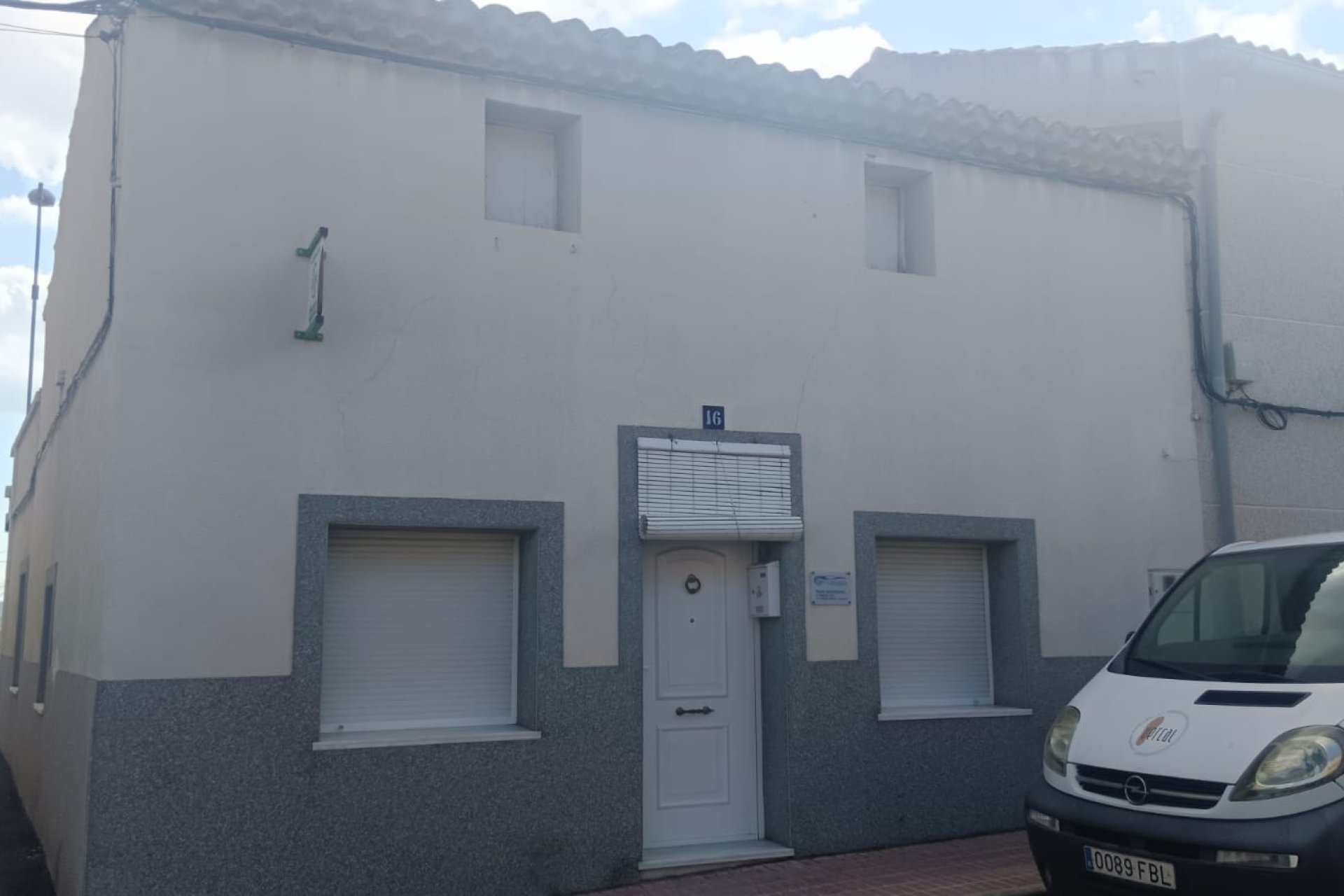 Resale - Town House -
Salinas - Inland