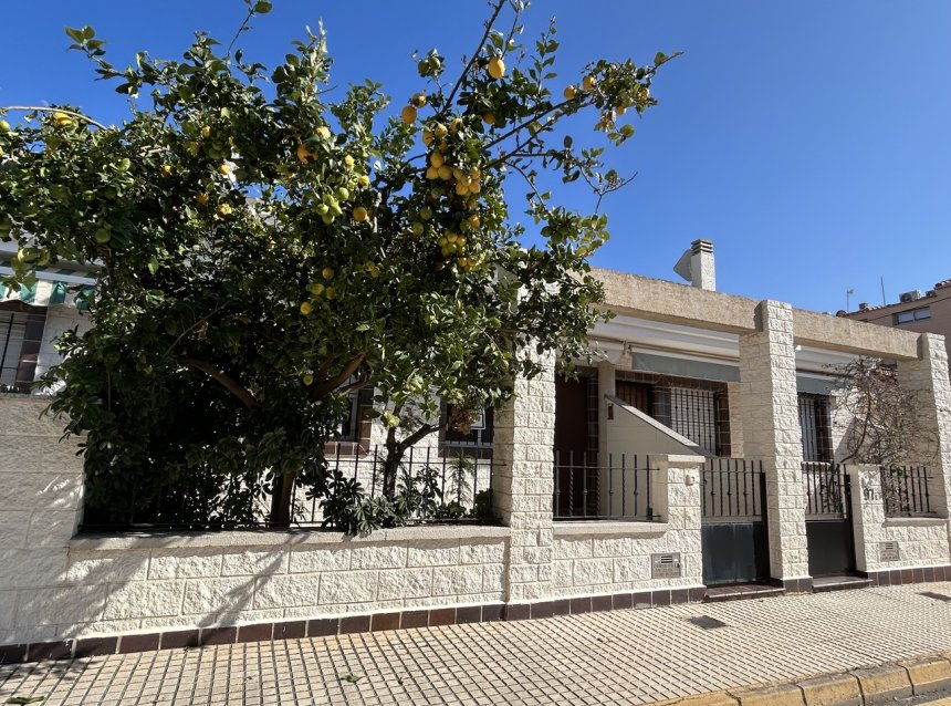 Resale - Town House -
Torre de la Horadada - Costa Blanca