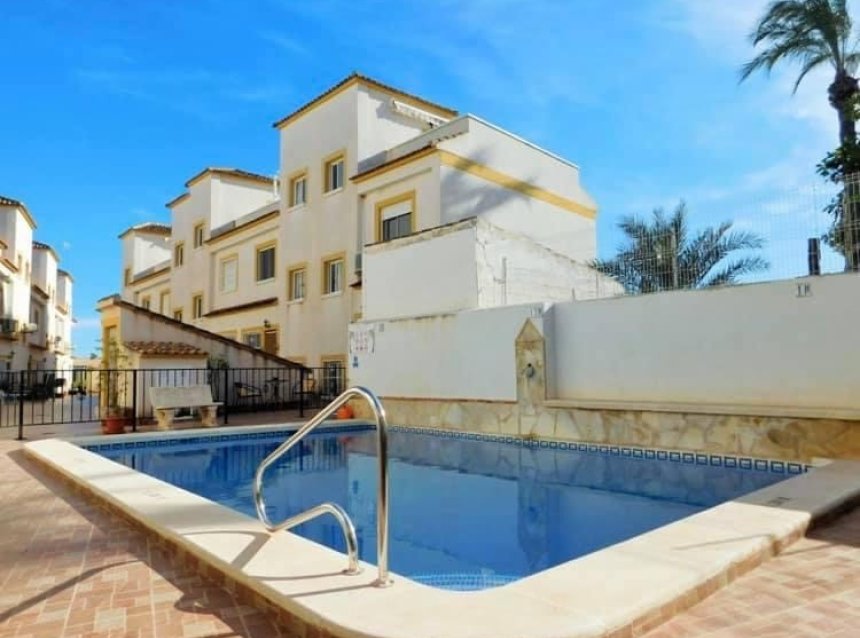 Resale - Town House -
Torremendo - Costa Blanca