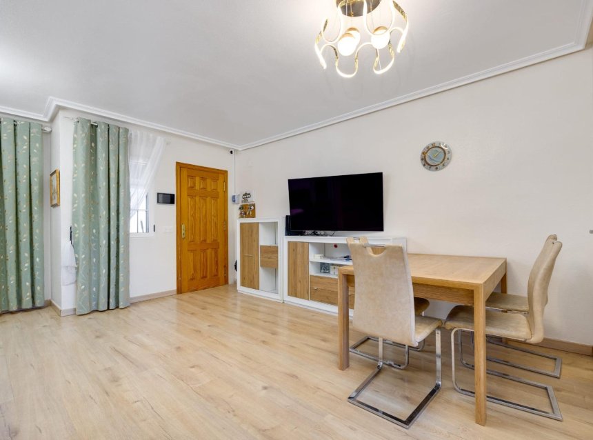 Resale - Town House -
Torrevieja - Aguas Nuevas