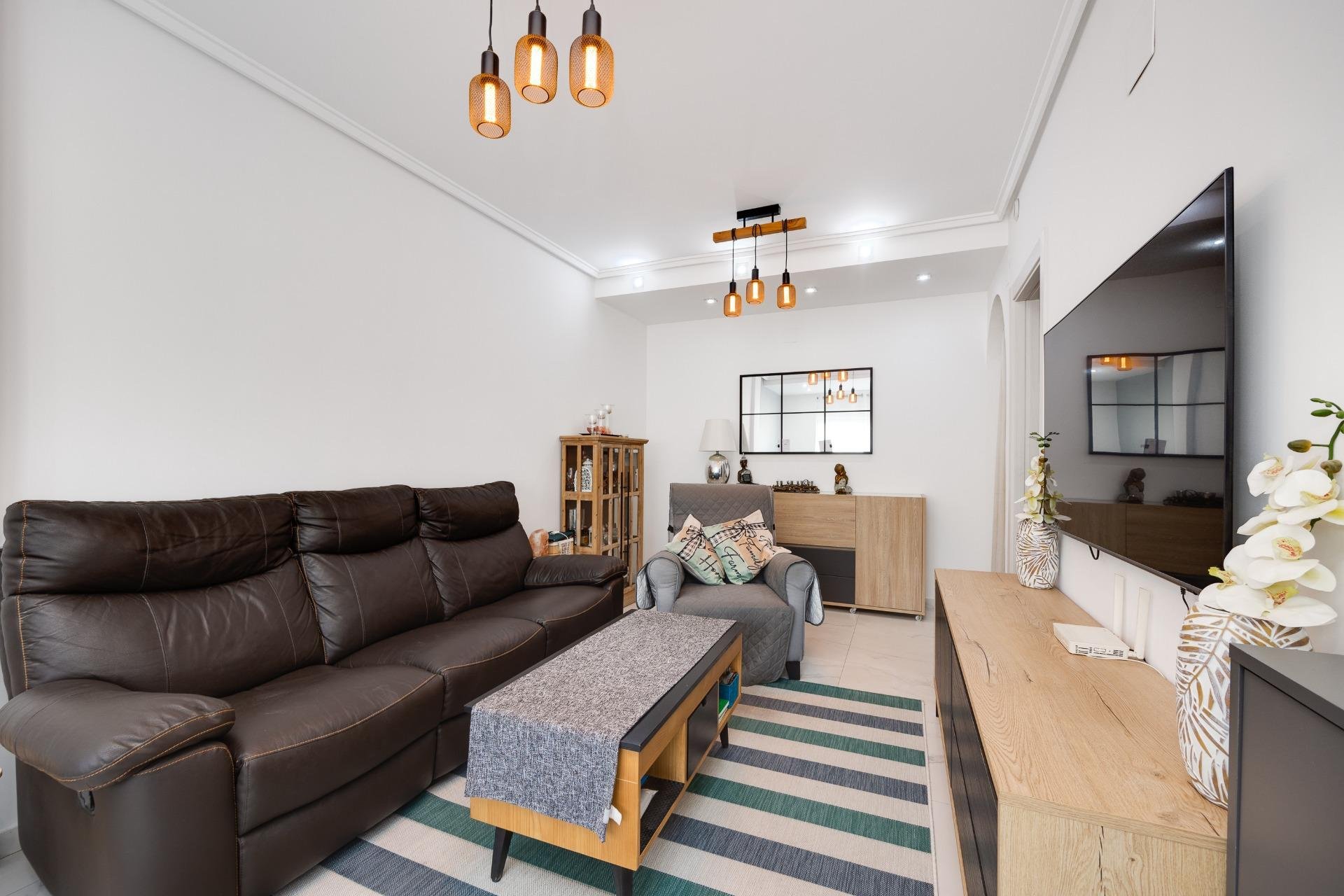 Resale - Town House -
Torrevieja - Aguas Nuevas