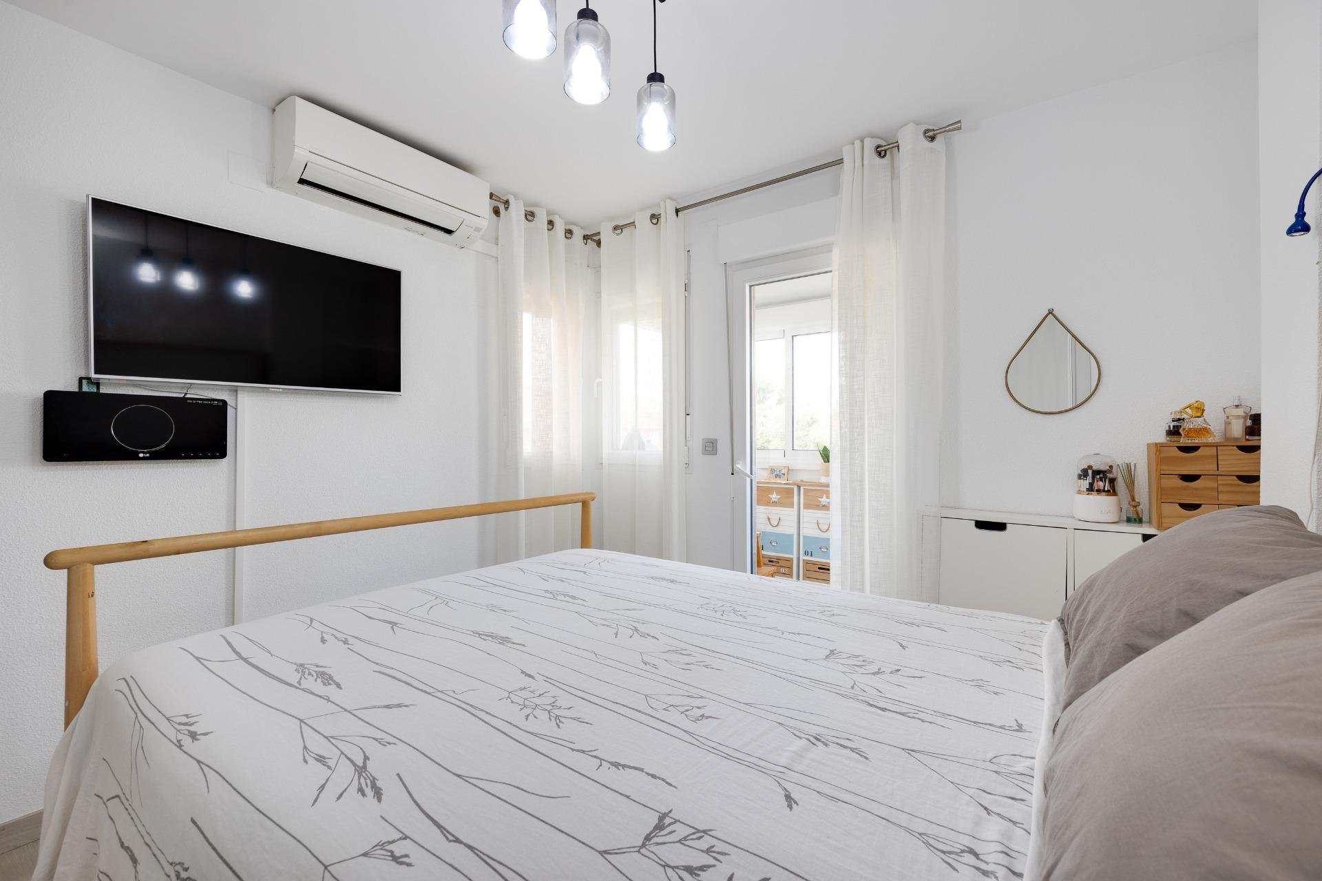 Resale - Town House -
Torrevieja - Aguas Nuevas