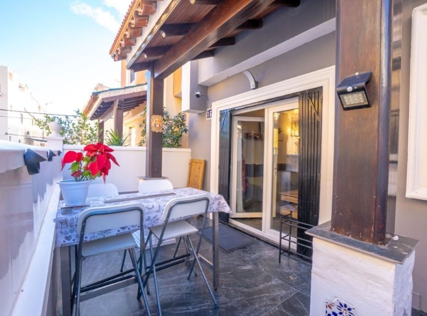 Resale - Town House -
Torrevieja - Cabo Cervera