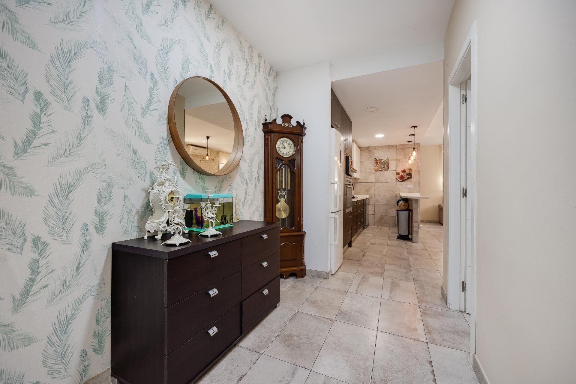 Resale - Town House -
Torrevieja - Centro