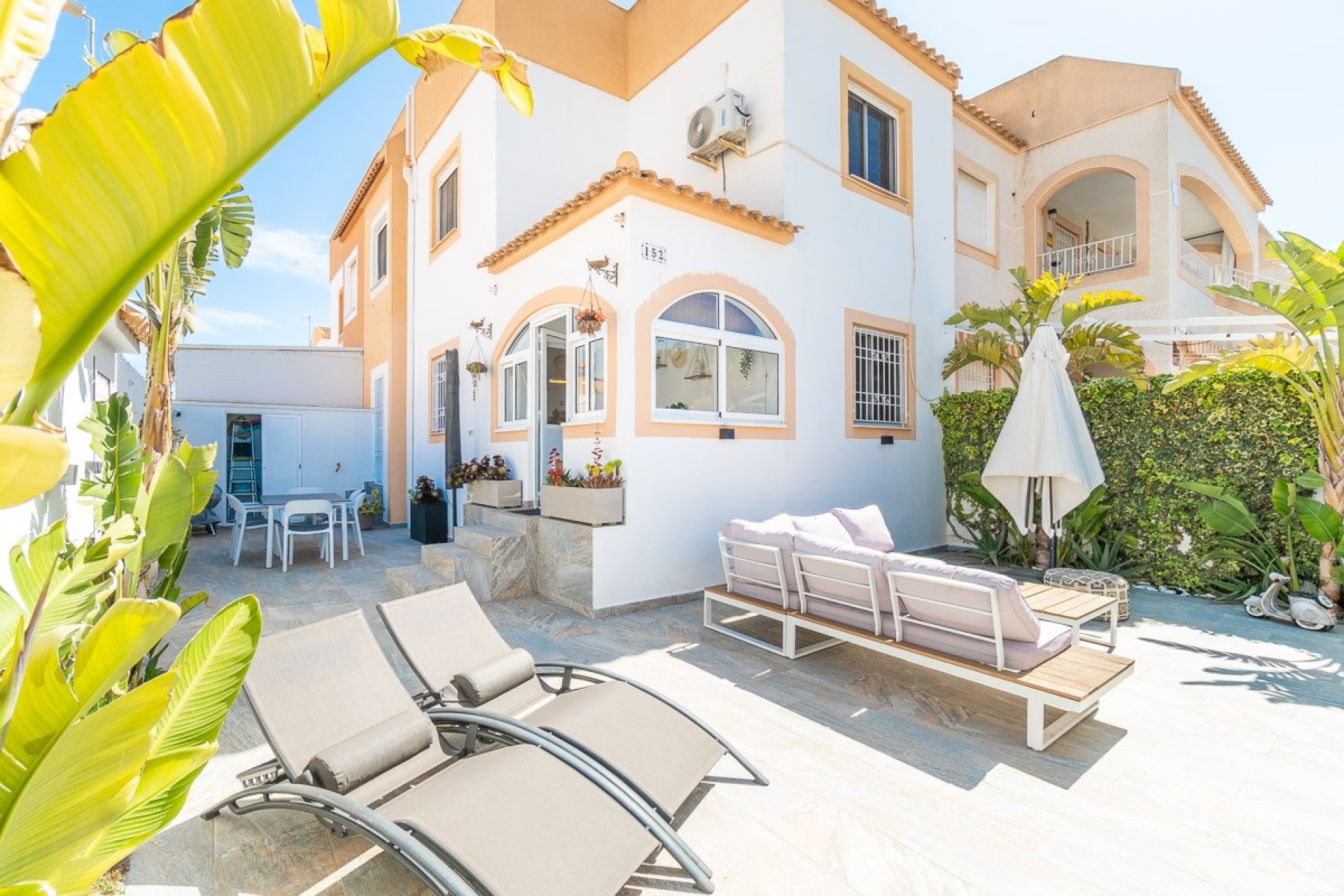 Resale - Town House -
Torrevieja - Costa Blanca