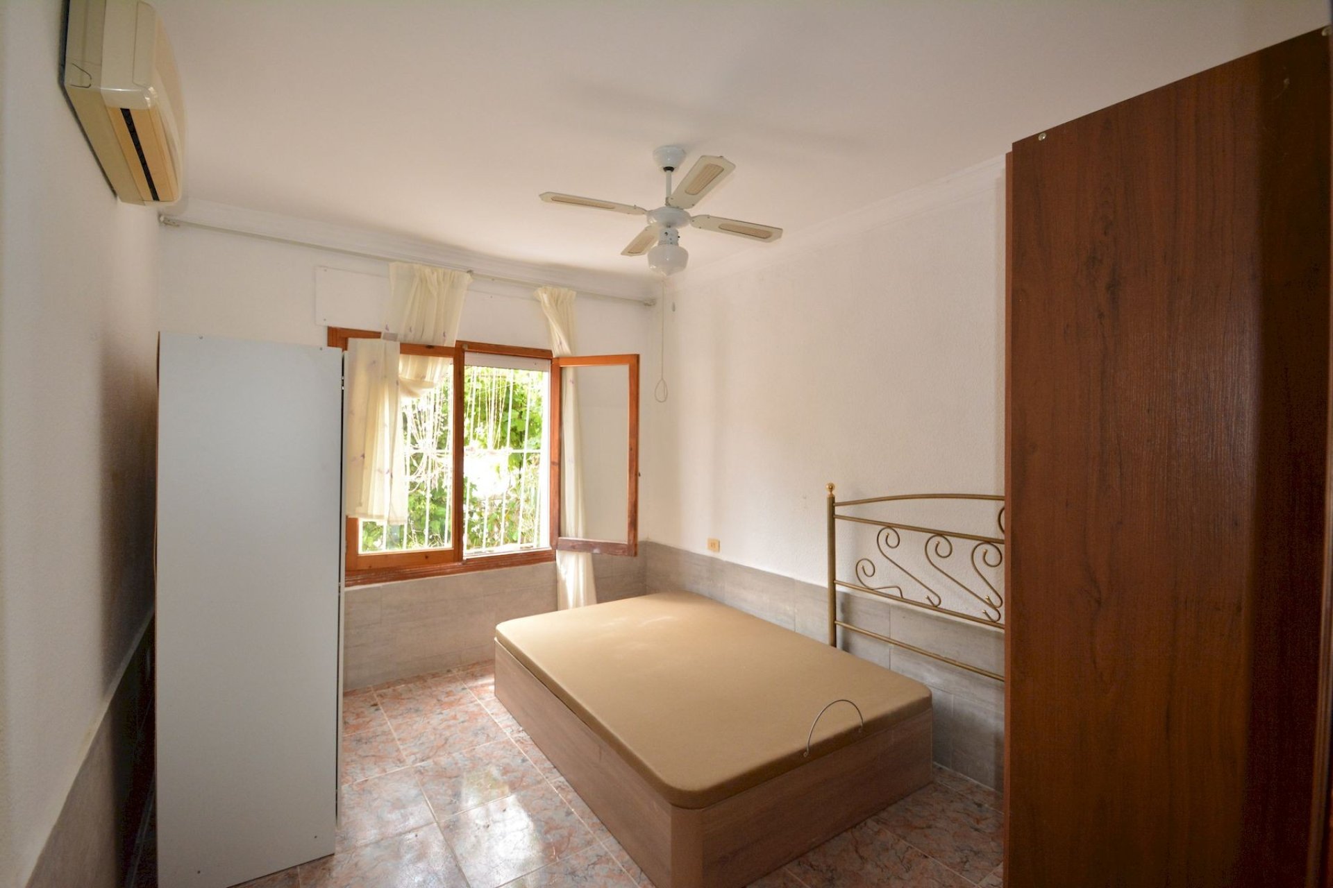 Resale - Town House -
Torrevieja - Costa Blanca