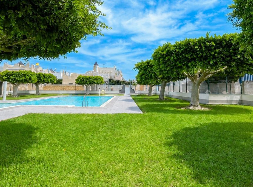 Resale - Town House -
Torrevieja - Costa Blanca