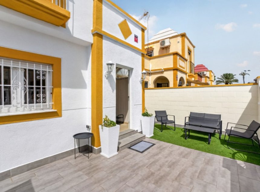 Resale - Town House -
Torrevieja - Costa Blanca