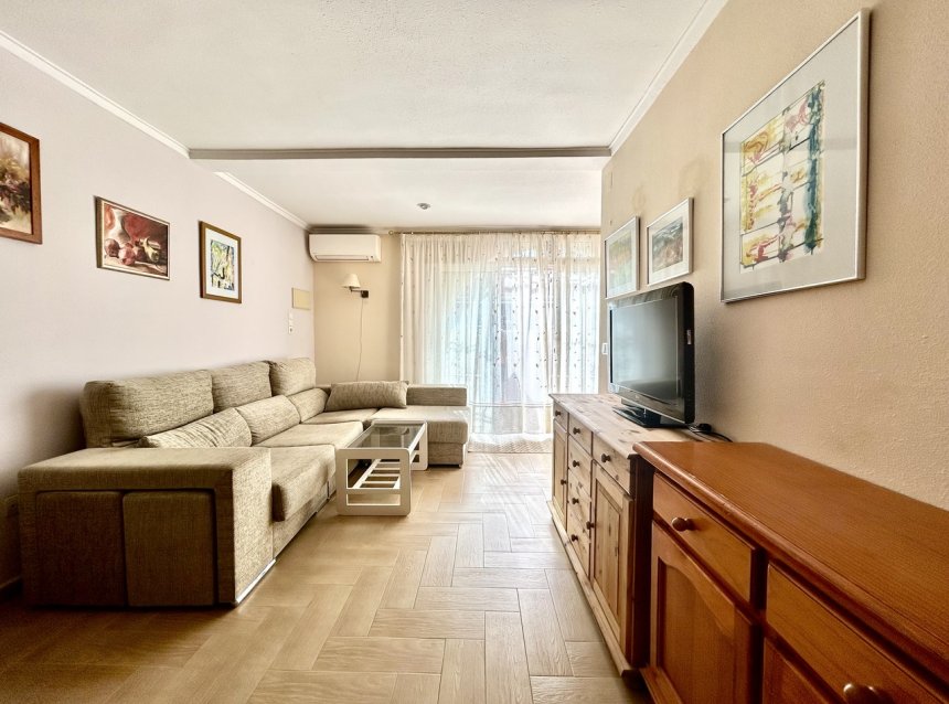 Resale - Town House -
Torrevieja - Costa Blanca