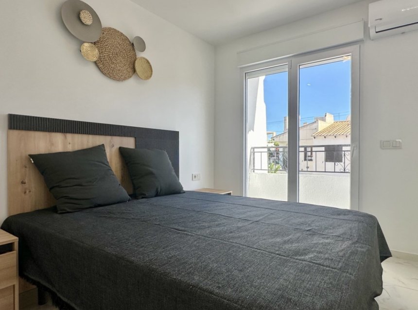 Resale - Town House -
Torrevieja - Costa Blanca