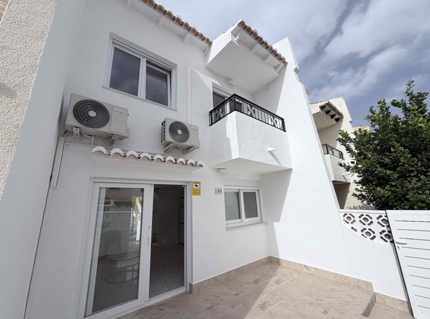 Resale - Town House -
Torrevieja - Costa Blanca