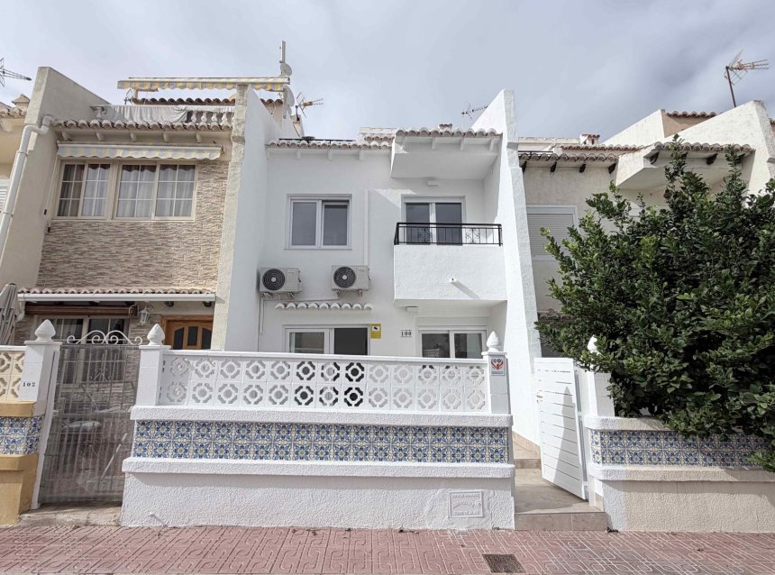Resale - Town House -
Torrevieja - Costa Blanca