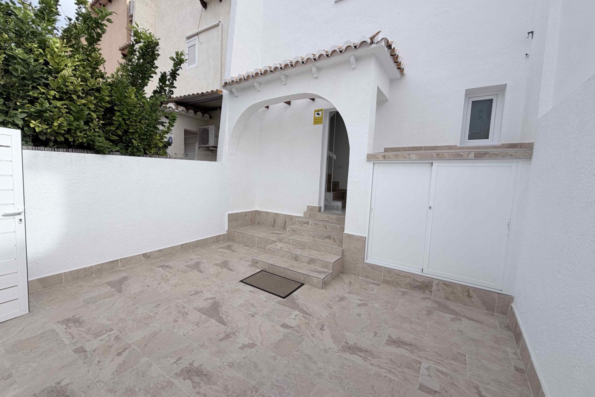 Resale - Town House -
Torrevieja - Costa Blanca