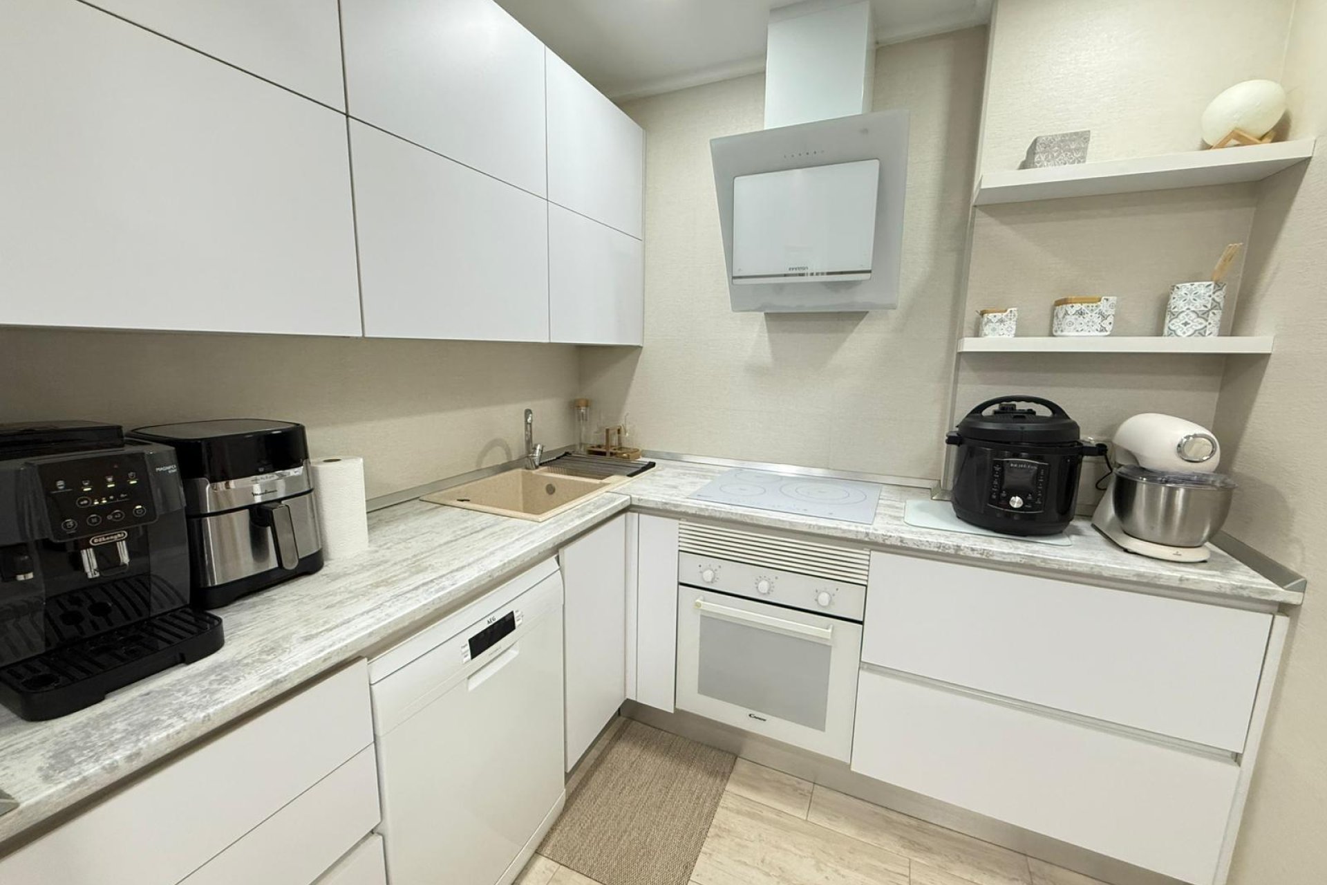 Resale - Town House -
Torrevieja - El Chaparral