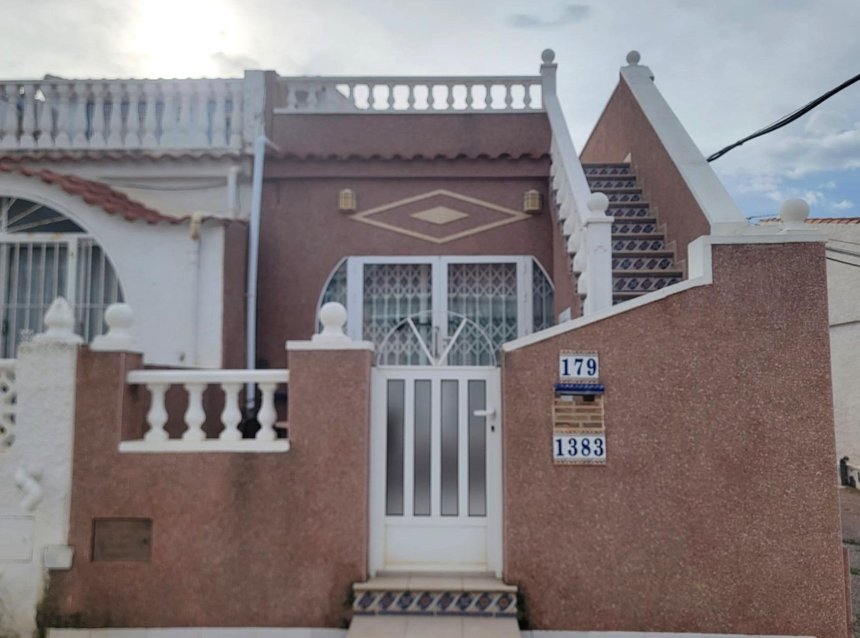 Resale - Town House -
Torrevieja - El Chaparral