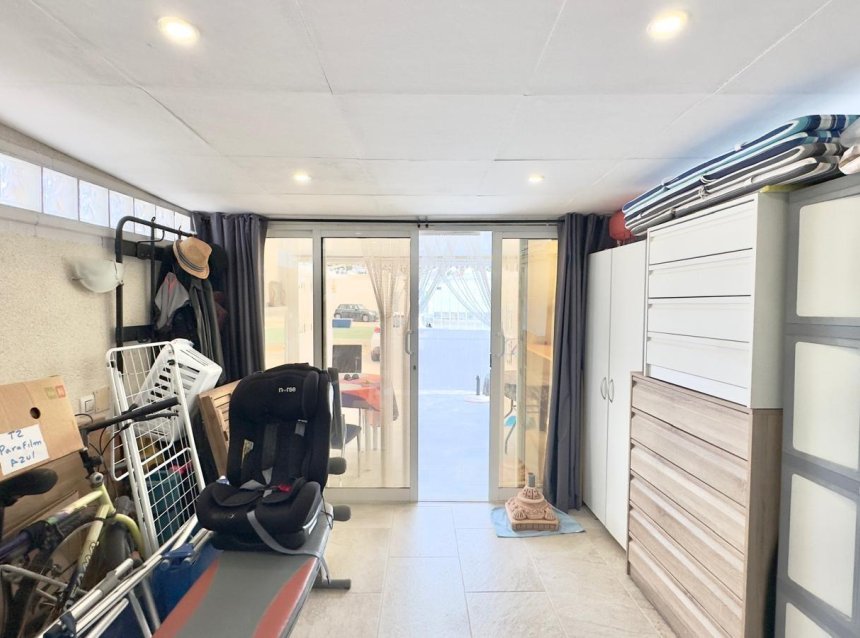 Resale - Town House -
Torrevieja - La Siesta - El Salado - Torreta