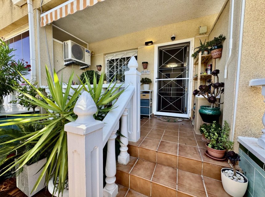 Resale - Town House -
Torrevieja - La Siesta - El Salado - Torreta