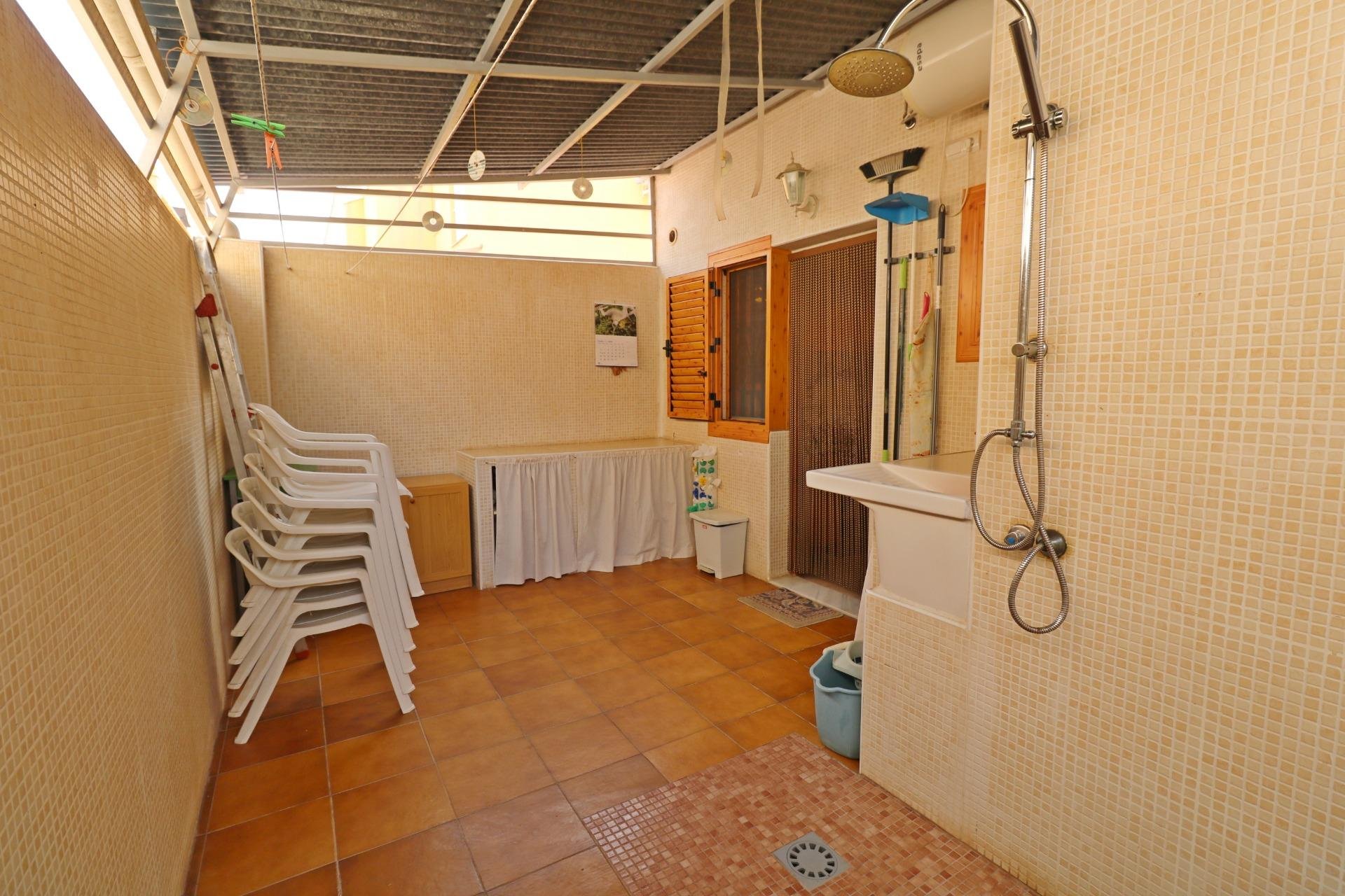 Resale - Town House -
Torrevieja - Playa De Los Naufragos
