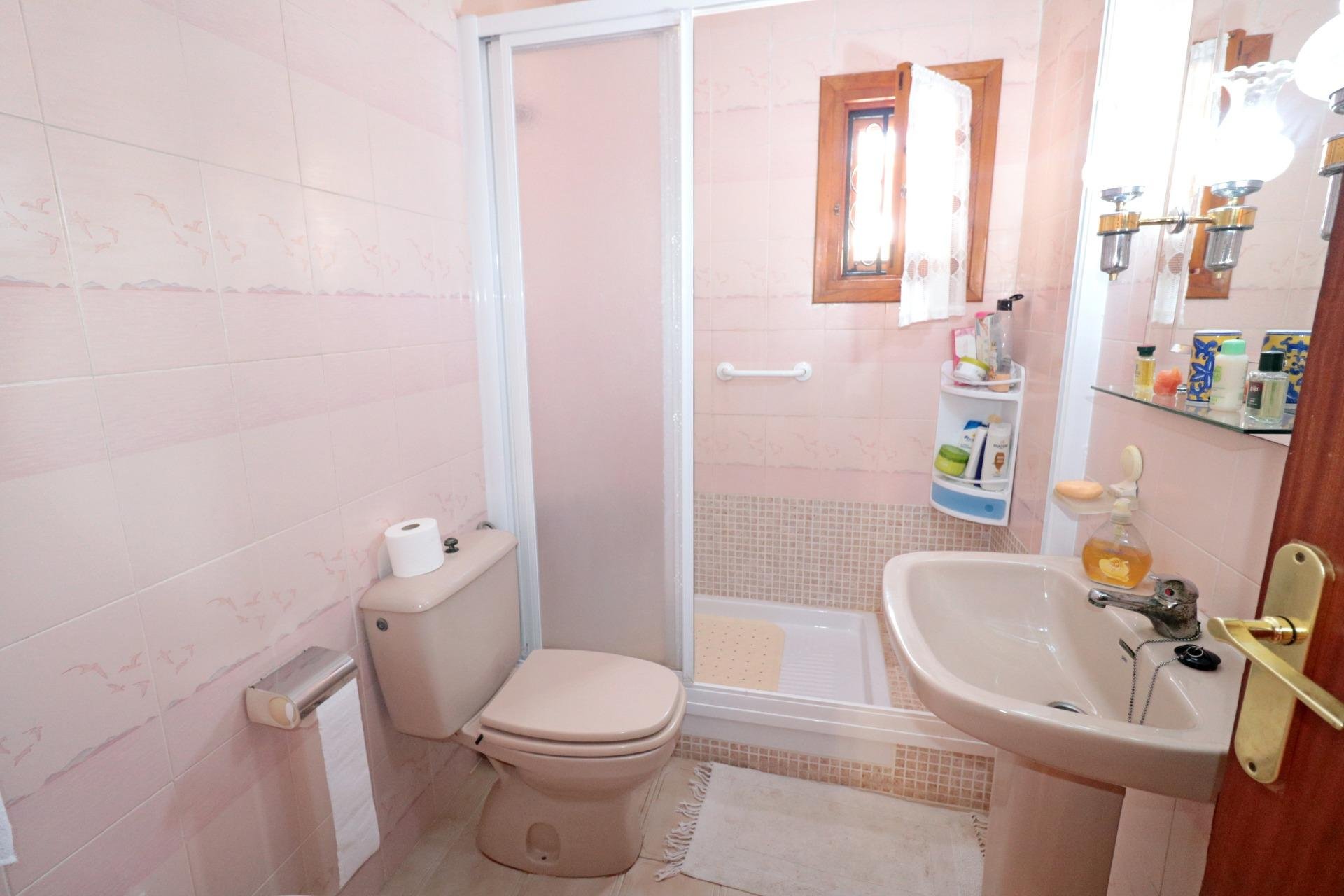 Resale - Town House -
Torrevieja - Playa De Los Naufragos
