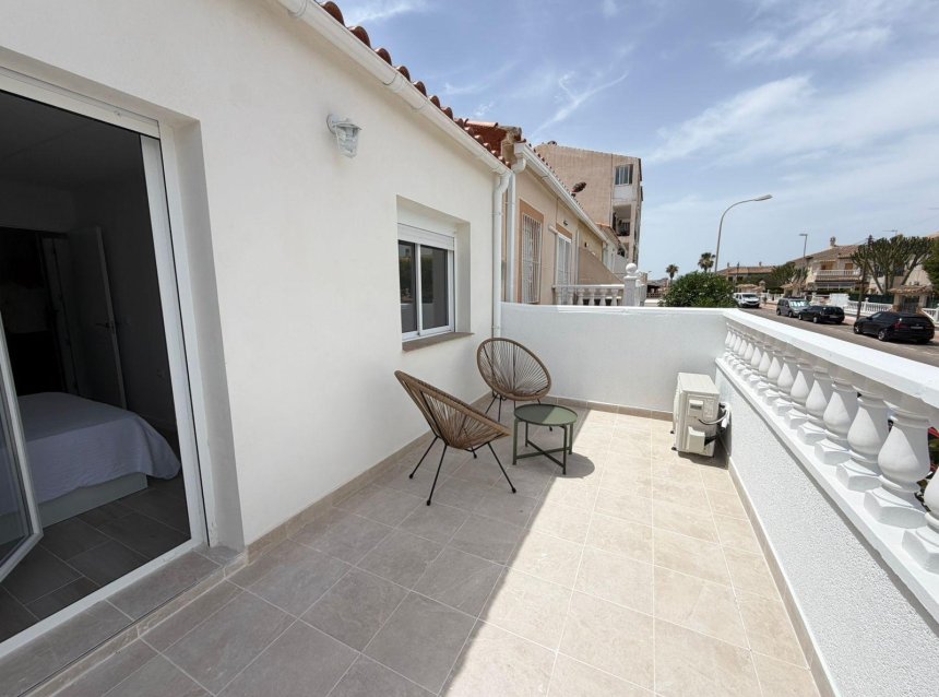 Resale - Town House -
Torrevieja - Sector 25