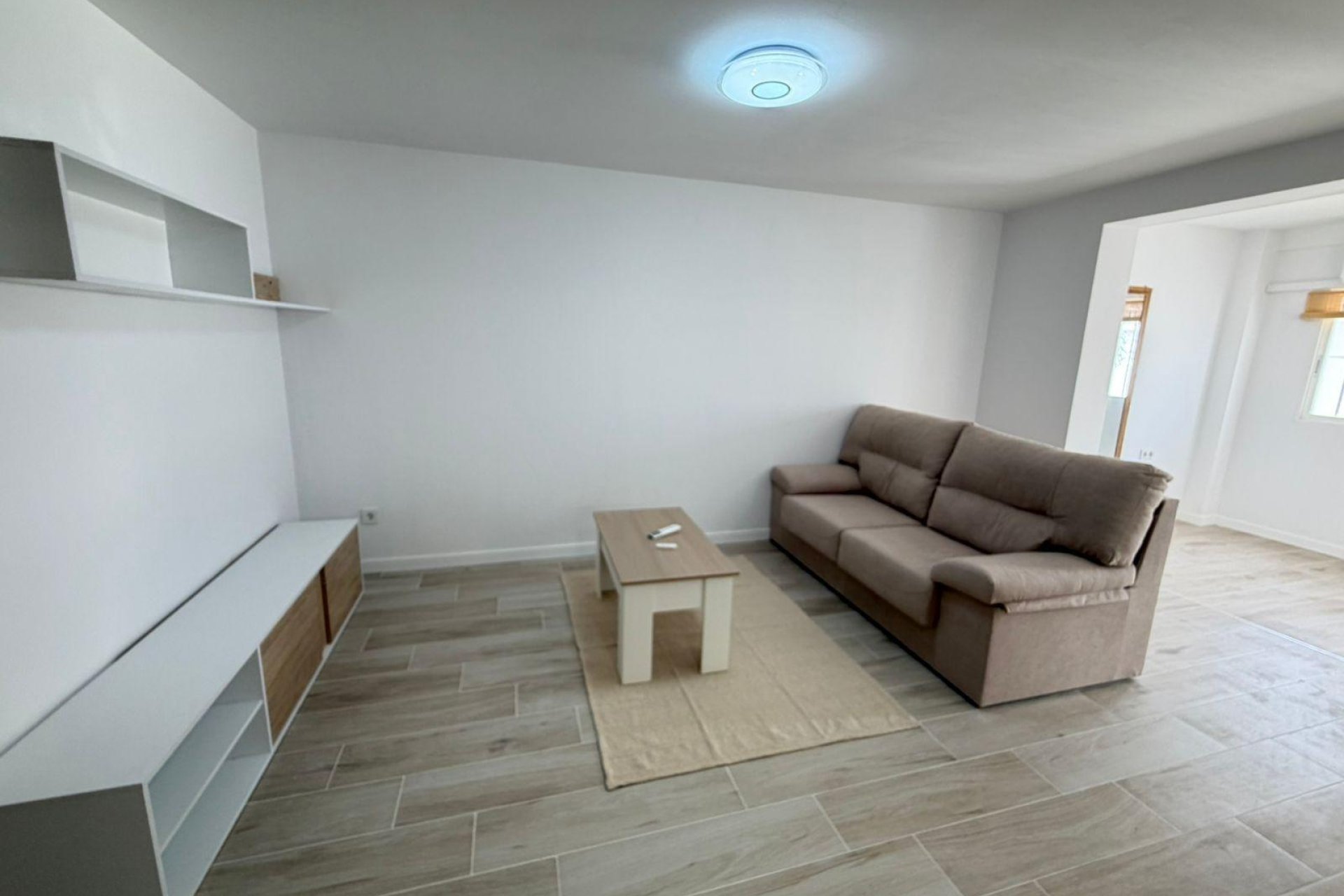 Resale - Town House -
Torrevieja - Sector 25