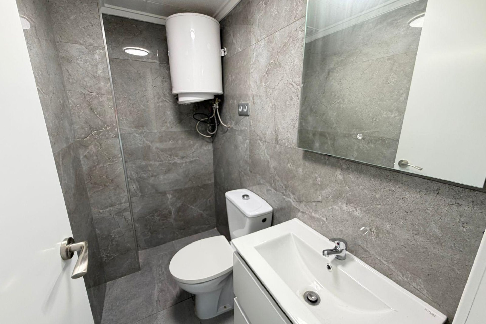 Resale - Town House -
Torrevieja - Sector 25