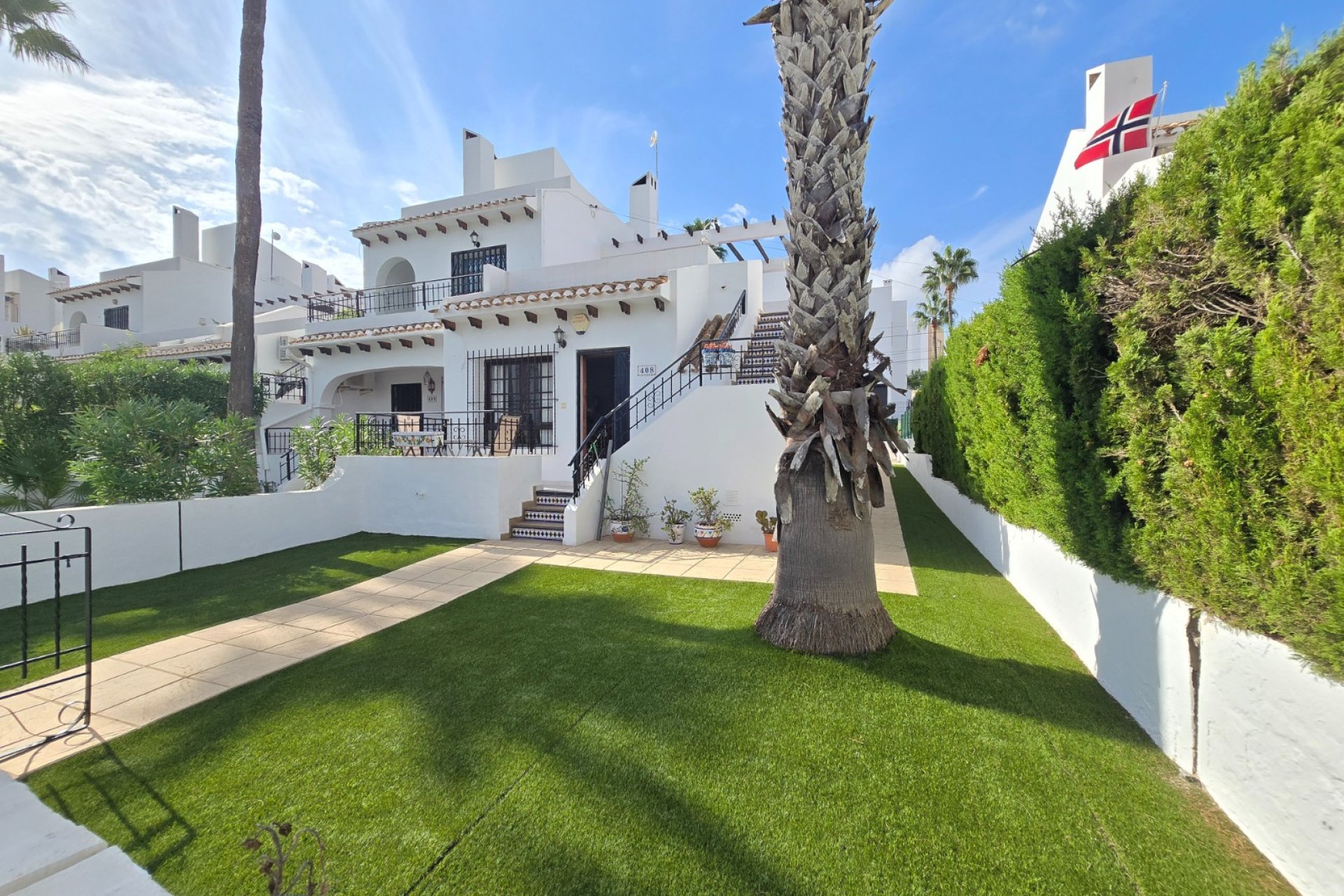Resale - Town House -
Villamartin - Costa Blanca