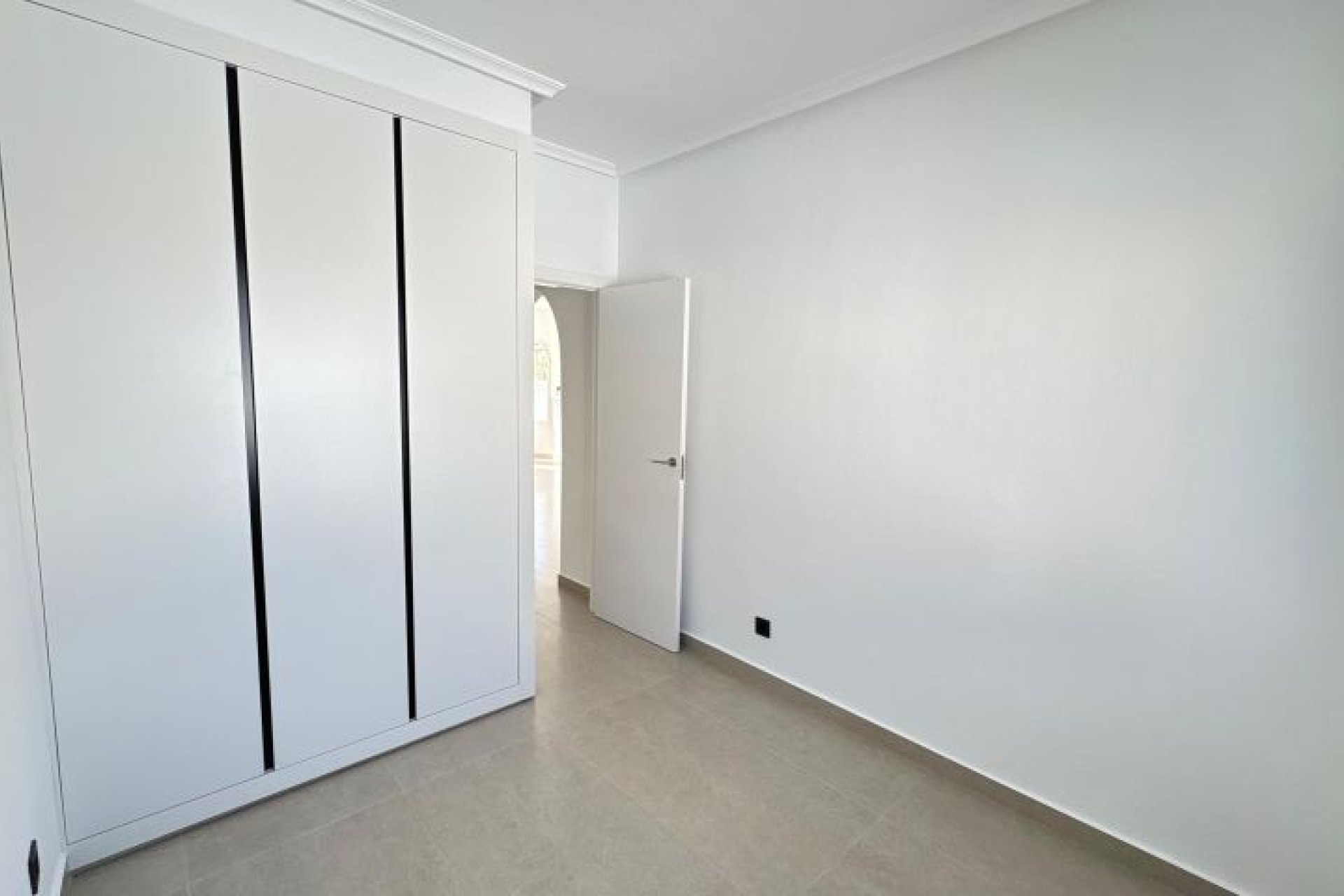 Resale - Villa -
Algorfa - Inland