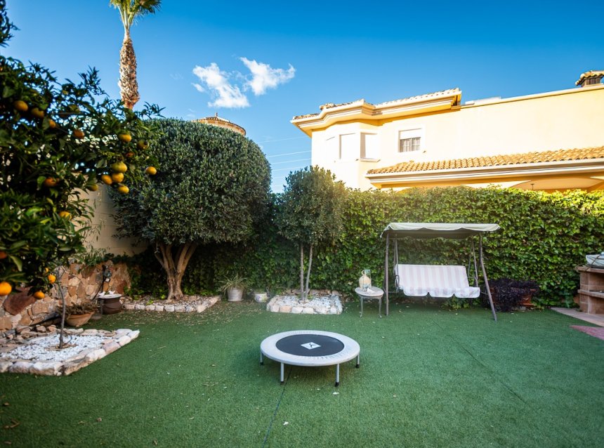 Resale - Villa -
Benferri - Inland