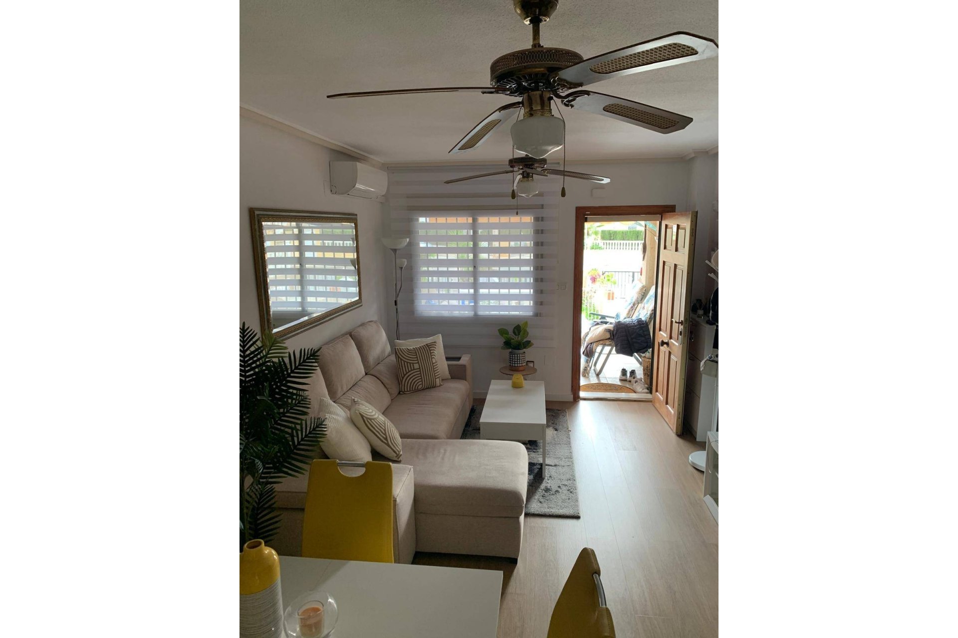 Resale - Villa -
Orihuela Costa - Las Filipinas
