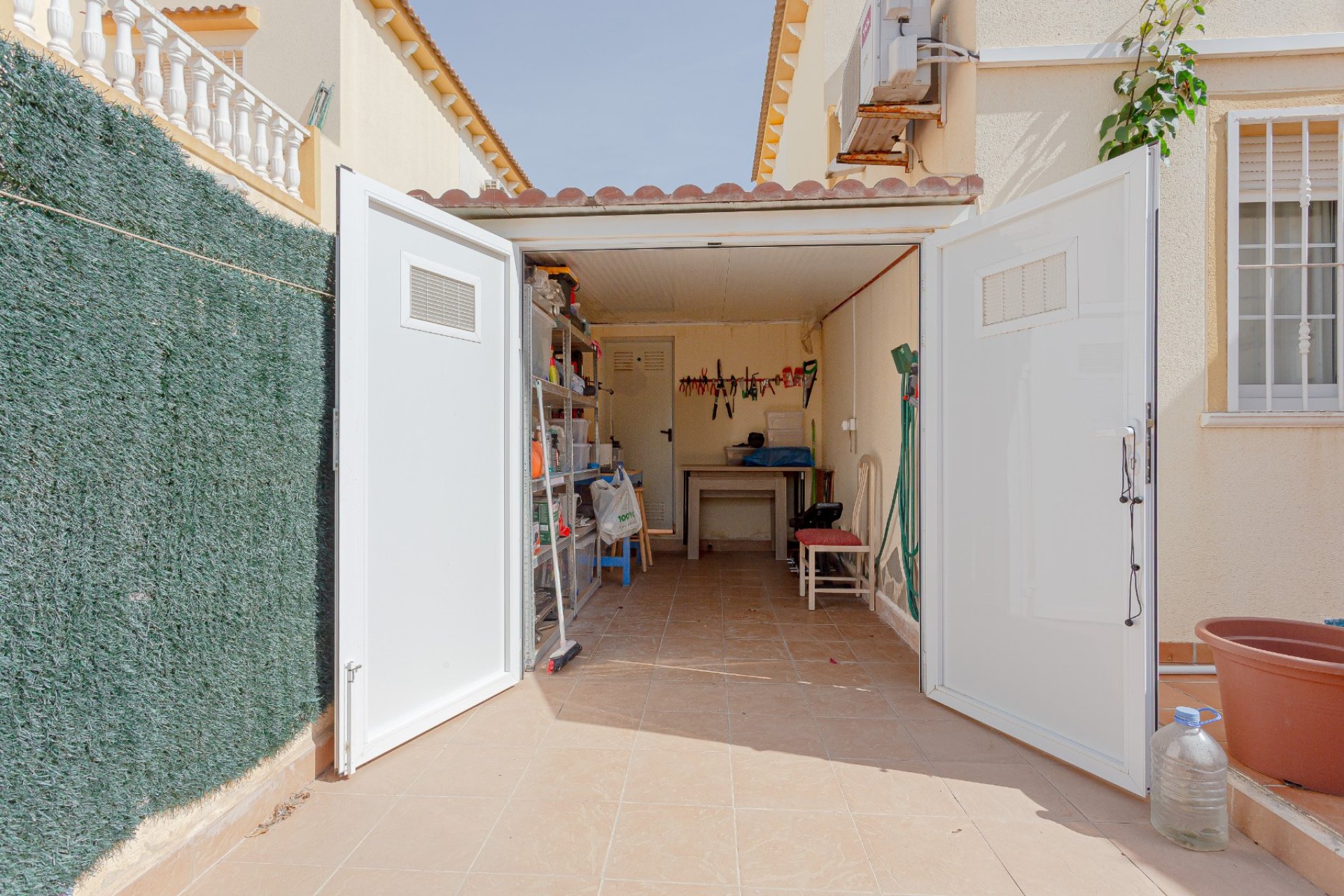 Resale - Villa -
Pilar de la Horadada - Costa Blanca