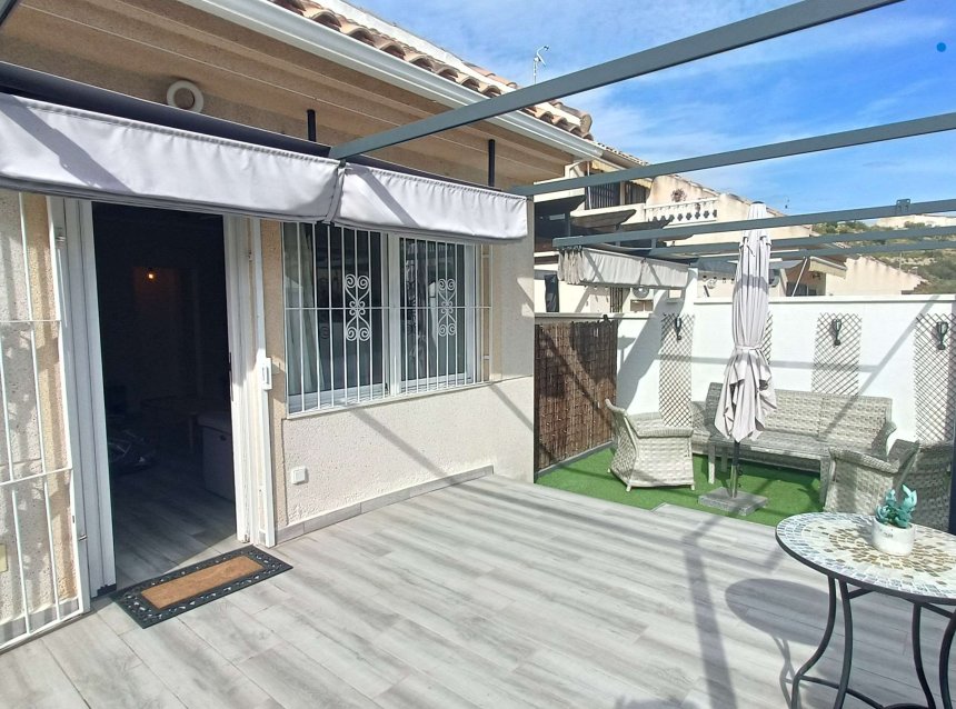 Resale - Villa -
Rojales - Inland
