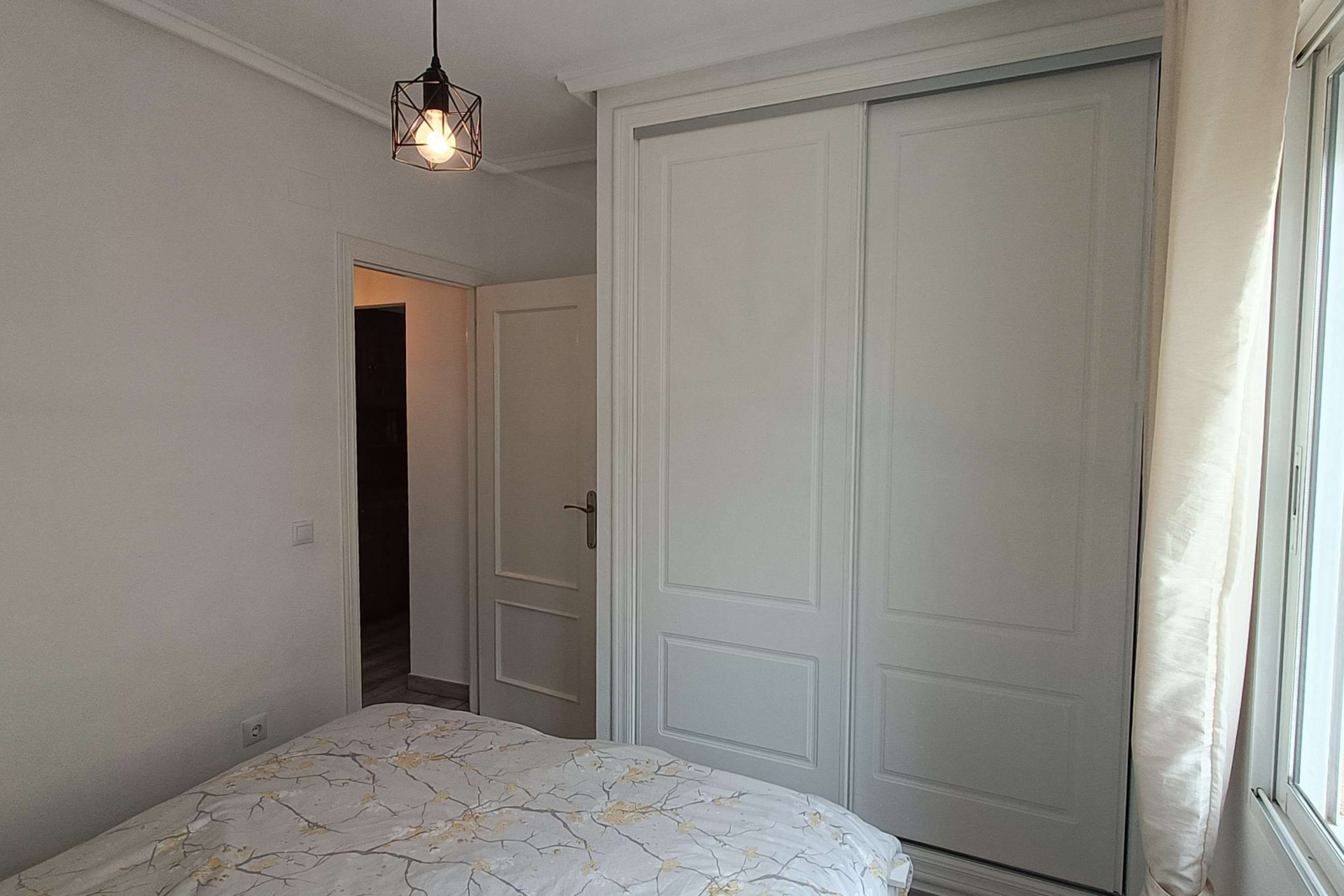 Resale - Villa -
Rojales - Inland