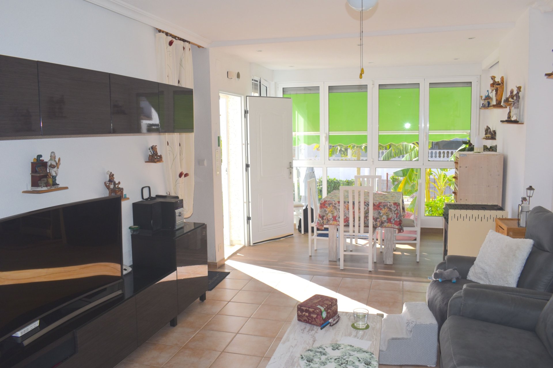 Resale - Villa -
San Fulgencio - Costa Blanca