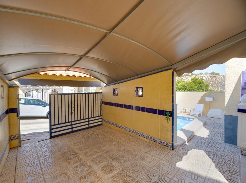 Resale - Villa -
San Fulgencio - La Marina