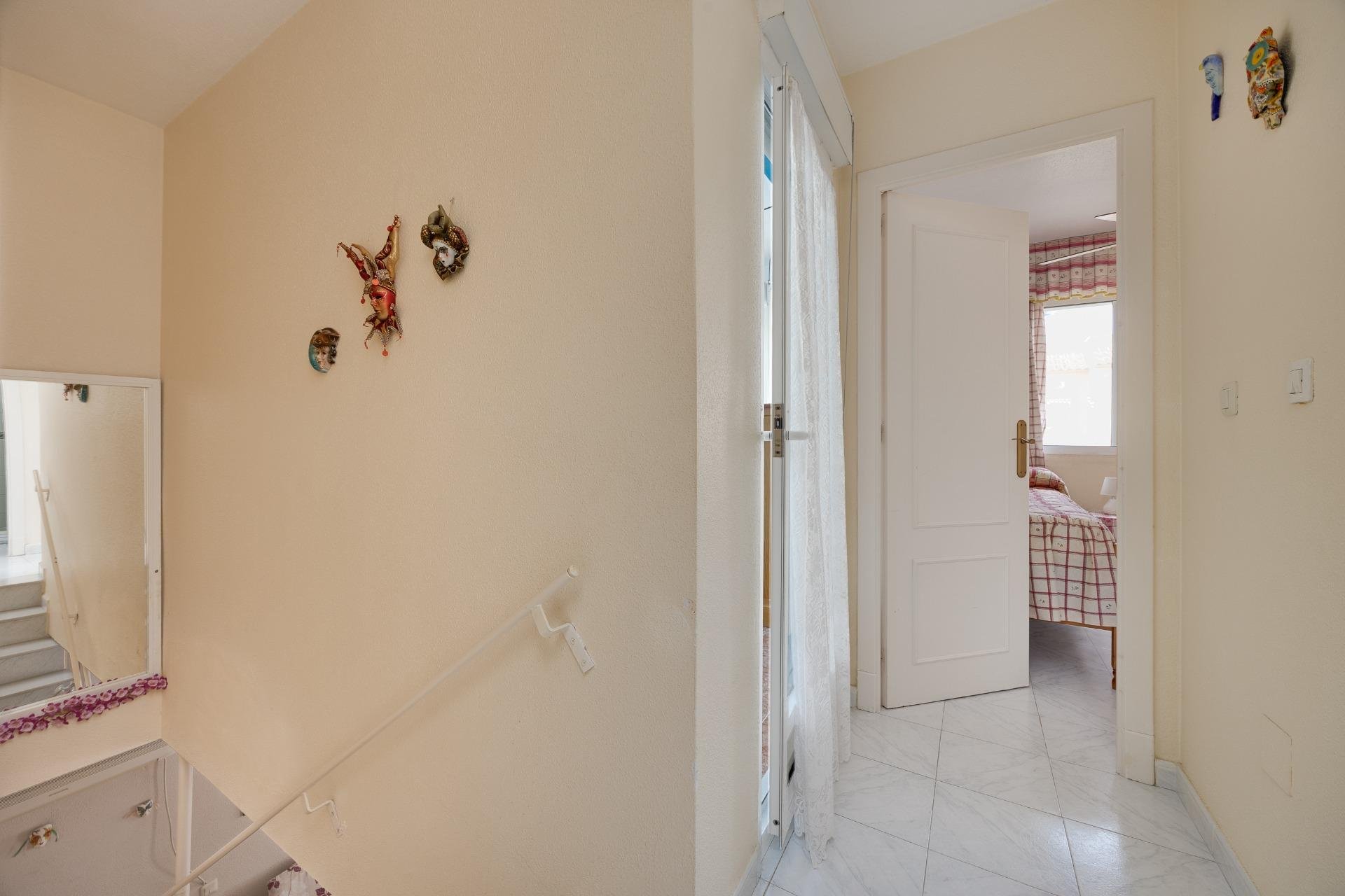 Resale - Villa -
Torrevieja - El Limonar