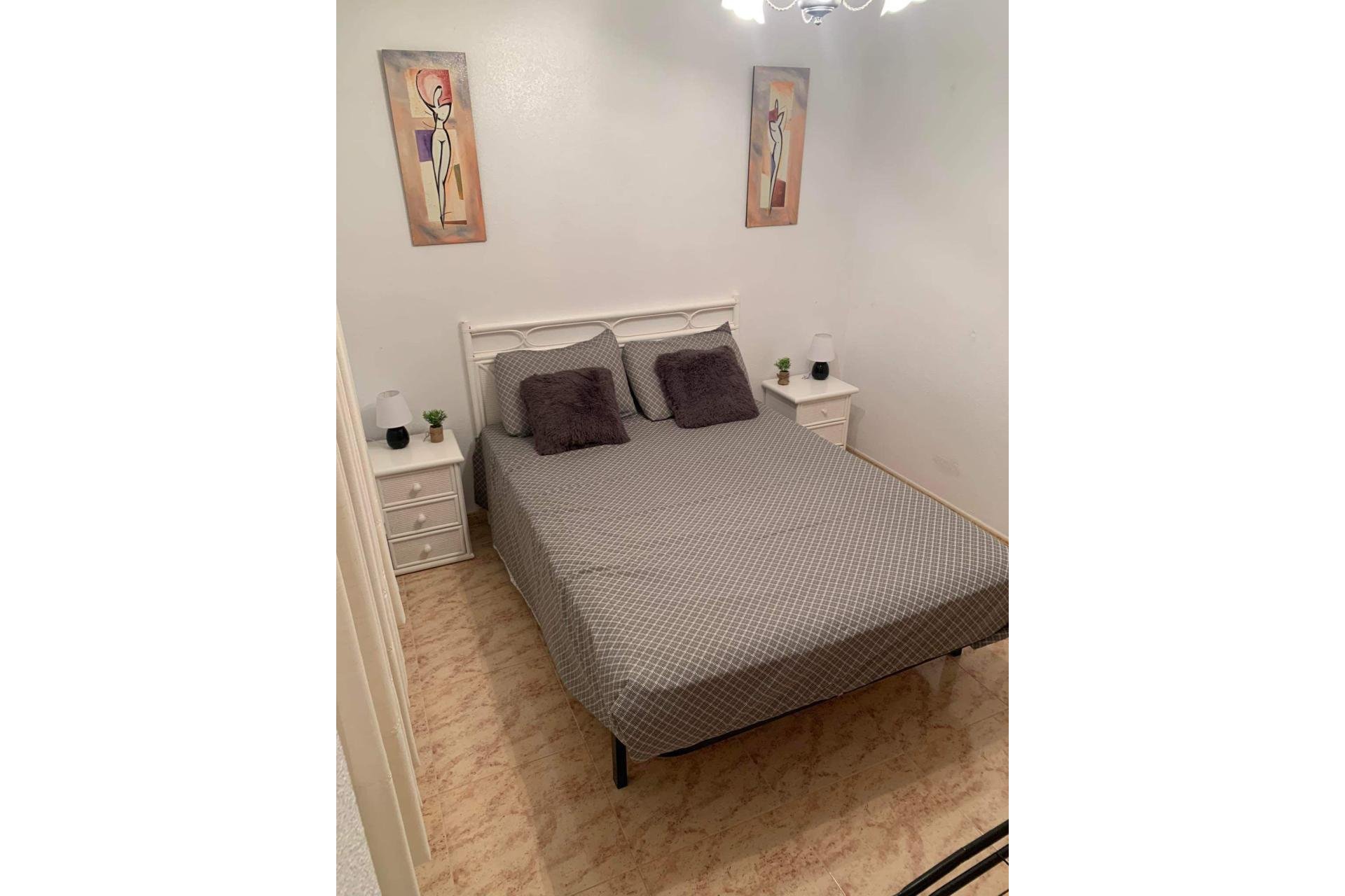 Resale - Villa -
Villamartin - Costa Blanca